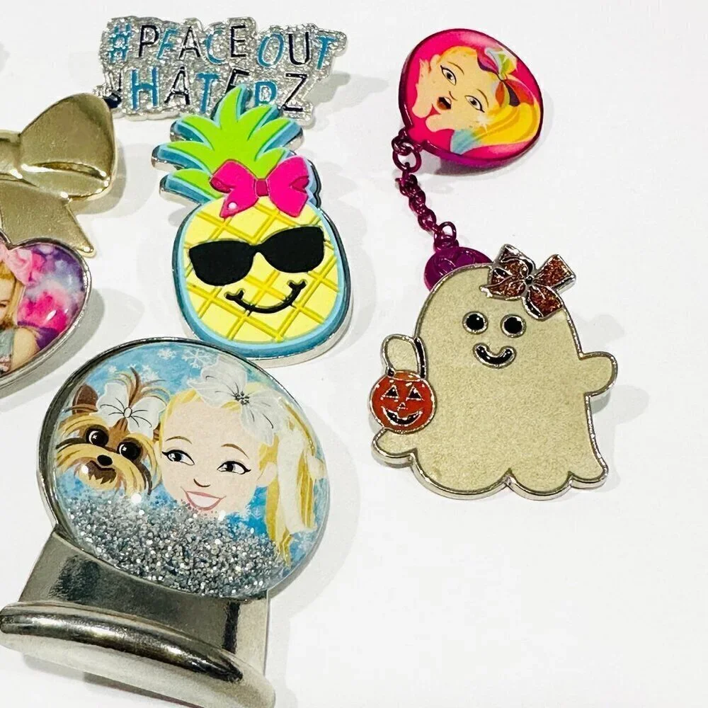 Jojo Siwa Bow Club Pins - Lot of 10